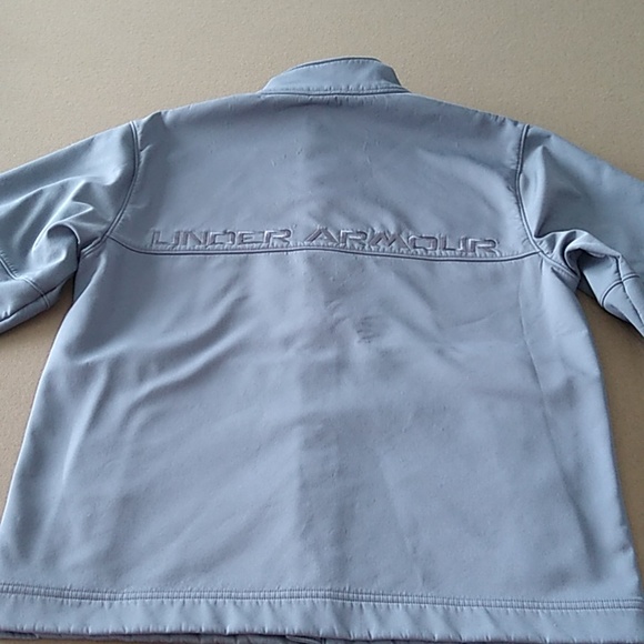 UNDER ARMOR STORM COAT SIZE M MEN GRAY WITH THREE ZIP POCKETS - Picture 13 of 14